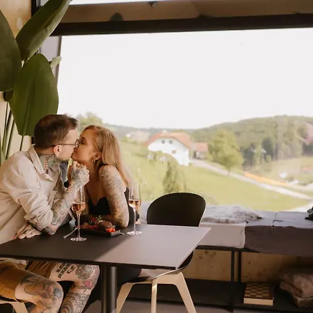 Maiers Kuschelhotel Loipersdorf - Adults Only فندق 4*