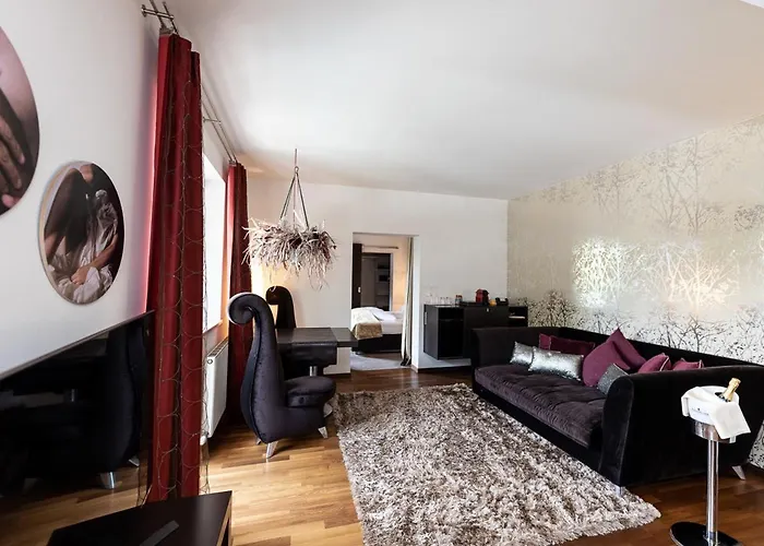 Maiers Kuschelhotel Loipersdorf - Adults Only فندق