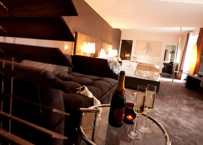 Maiers Kuschelhotel Loipersdorf - Adults Only فندق 4*